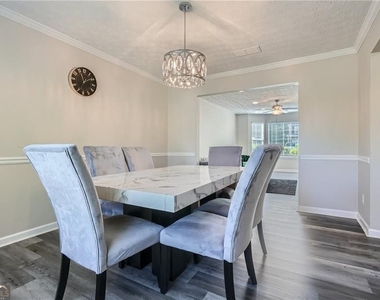 3370 Flagstone Trace - Photo Thumbnail 6