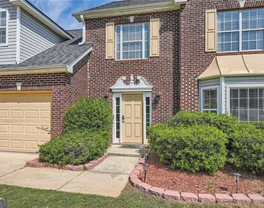 3370 Flagstone Trace - Photo Thumbnail 2