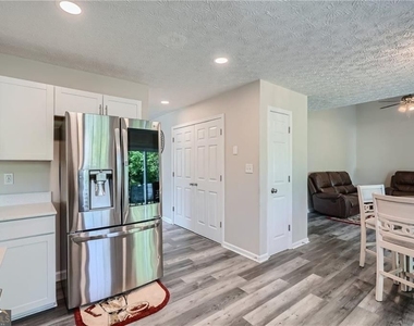 3370 Flagstone Trace - Photo Thumbnail 8