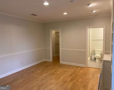 7155 Roswell Road - Photo Thumbnail 33