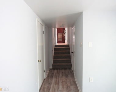 8337 Holly Drive - Photo Thumbnail 11
