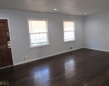 8337 Holly Drive - Photo Thumbnail 6