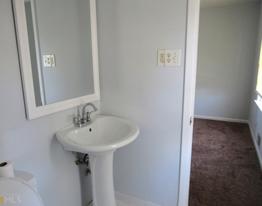 8337 Holly Drive - Photo Thumbnail 15