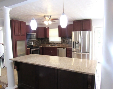 8337 Holly Drive - Photo Thumbnail 3
