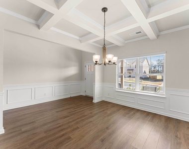 755 Lakehaven Lane - Photo Thumbnail 3