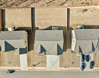 755 Lakehaven Lane - Photo Thumbnail 30
