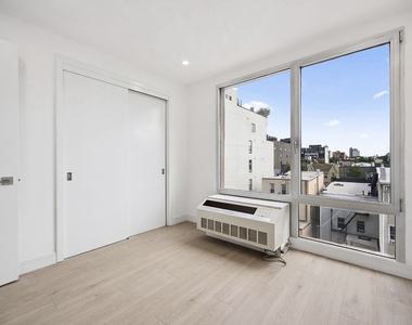 184 Eagle Street - Photo Thumbnail 11
