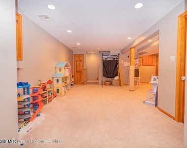 1 Kari Court - Photo Thumbnail 35