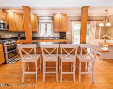 1 Kari Court - Photo Thumbnail 22