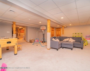 1 Kari Court - Photo Thumbnail 32