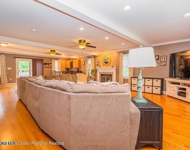 1 Kari Court - Photo Thumbnail 18