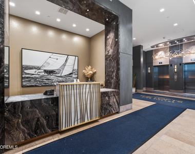 15 Morris Avenue - Photo Thumbnail 4