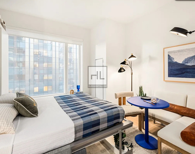10th Avenue - Photo Thumbnail 1