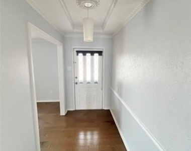 411 High Brook Drive - Photo Thumbnail 3
