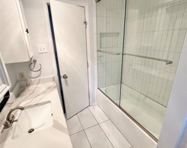 411 High Brook Drive - Photo Thumbnail 31