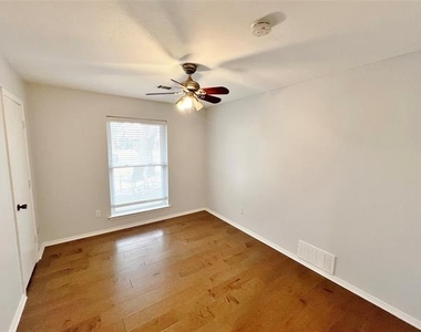 411 High Brook Drive - Photo Thumbnail 24