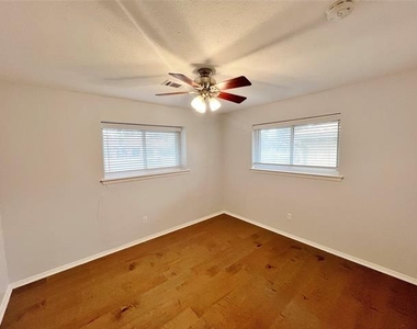 411 High Brook Drive - Photo Thumbnail 28