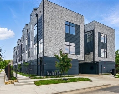 430 E 8th - Photo Thumbnail 1