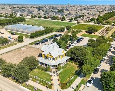 1029 3rd Street - Photo Thumbnail 21