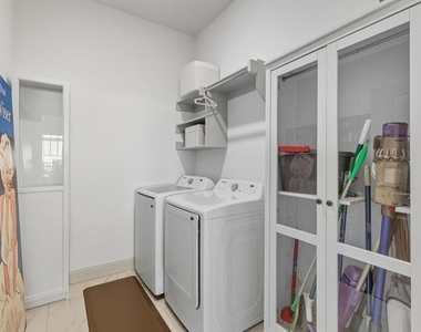 1029 3rd Street - Photo Thumbnail 14