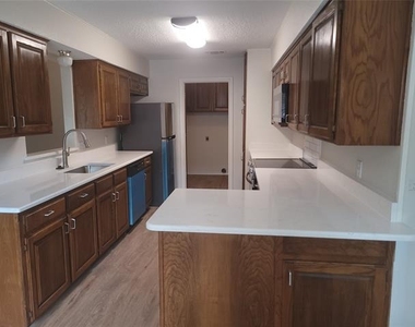 331 Dogwood - Photo Thumbnail 17