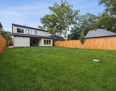 6244 Richmond Avenue - Photo Thumbnail 31