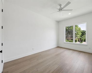 6244 Richmond Avenue - Photo Thumbnail 30