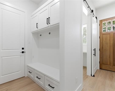 200 Dover Drive - Photo Thumbnail 1