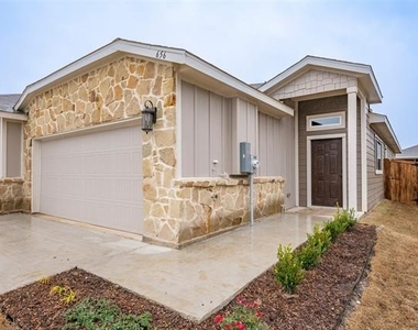 656 Wheatfield Drive - Photo Thumbnail 3