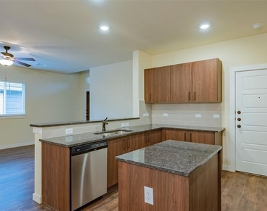 656 Wheatfield Drive - Photo Thumbnail 12