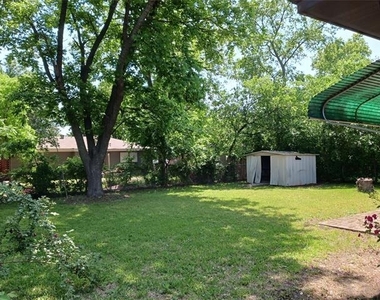 1102 11th Street - Photo Thumbnail 1