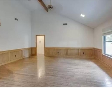 2719 Sunrise Drive - Photo Thumbnail 19