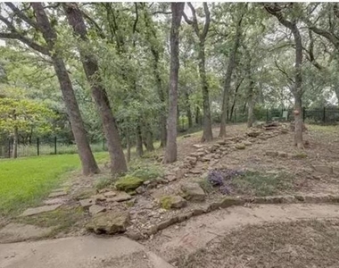 2719 Sunrise Drive - Photo Thumbnail 2