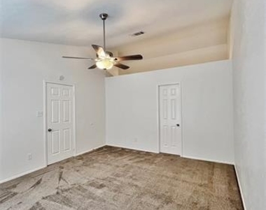 1028 Whitewater Trail - Photo Thumbnail 15