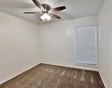1028 Whitewater Trail - Photo Thumbnail 18