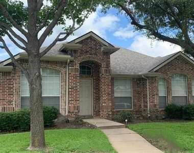 7908 Thorneywood Road - Photo Thumbnail 1