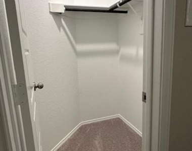 6024 Pitcher Way - Photo Thumbnail 19