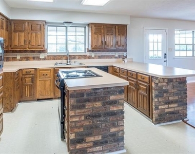 1850 Rock Ridge Road - Photo Thumbnail 19
