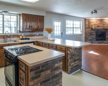 1850 Rock Ridge Road - Photo Thumbnail 29