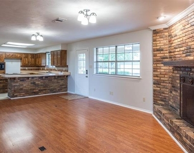 1850 Rock Ridge Road - Photo Thumbnail 12