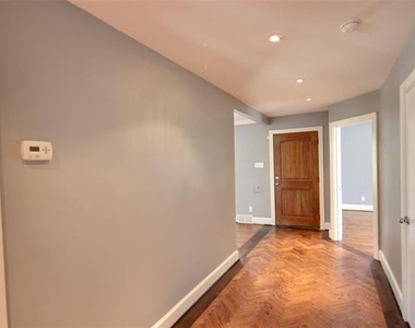 7614 Azalea Lane - Photo Thumbnail 6