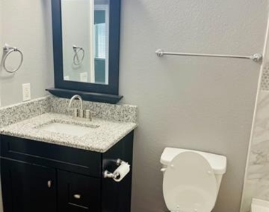 548 Kerry Street - Photo Thumbnail 21