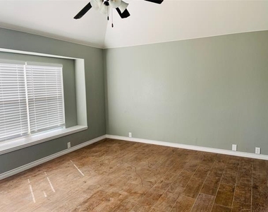 548 Kerry Street - Photo Thumbnail 25