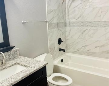 548 Kerry Street - Photo Thumbnail 22