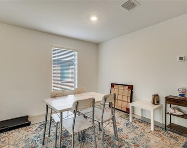 1416 Claireborne Court - Photo Thumbnail 12