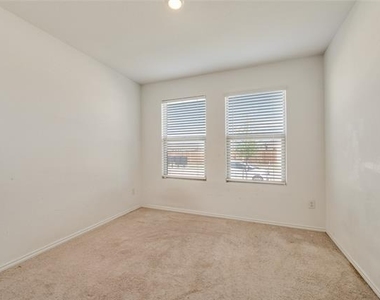1416 Claireborne Court - Photo Thumbnail 13