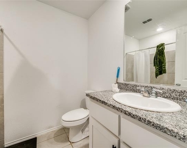1416 Claireborne Court - Photo Thumbnail 15