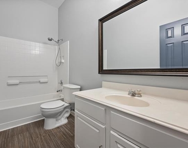 2204 Windcastle Drive - Photo Thumbnail 30