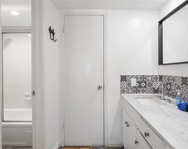 5881 Preston View Boulevard - Photo Thumbnail 20