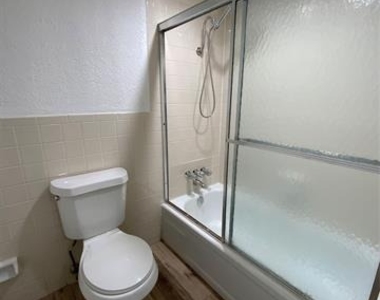 5881 Preston View Boulevard - Photo Thumbnail 25
